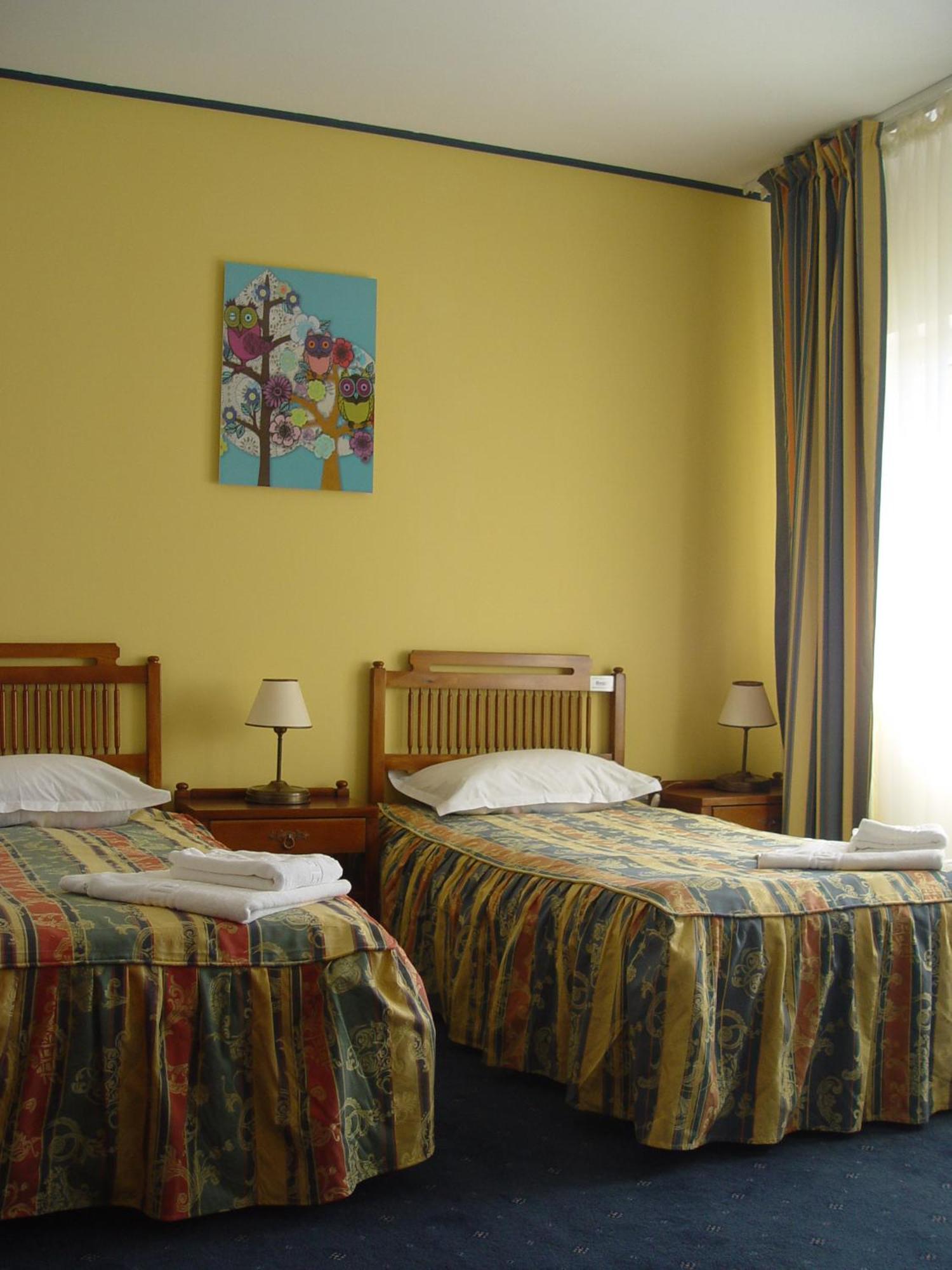Hotel Astra Brașov Exterior foto
